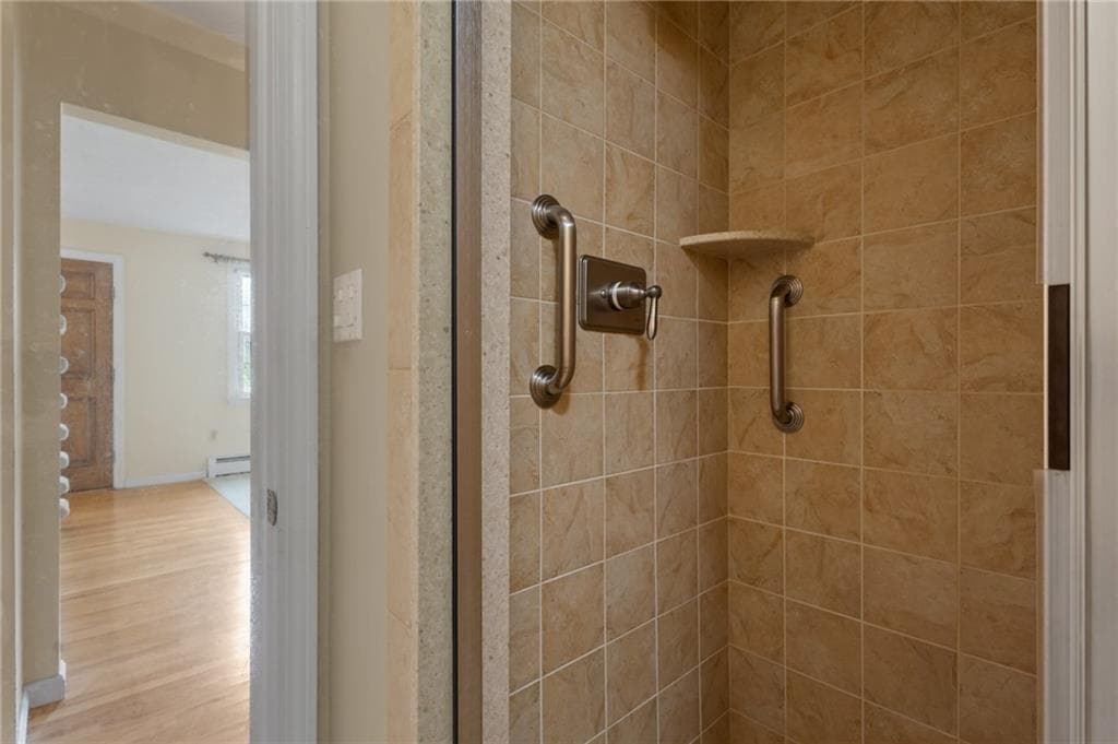 Single Family Residence at 5 Kimberly Ann Drive, Smithfield, photo 20 of 38