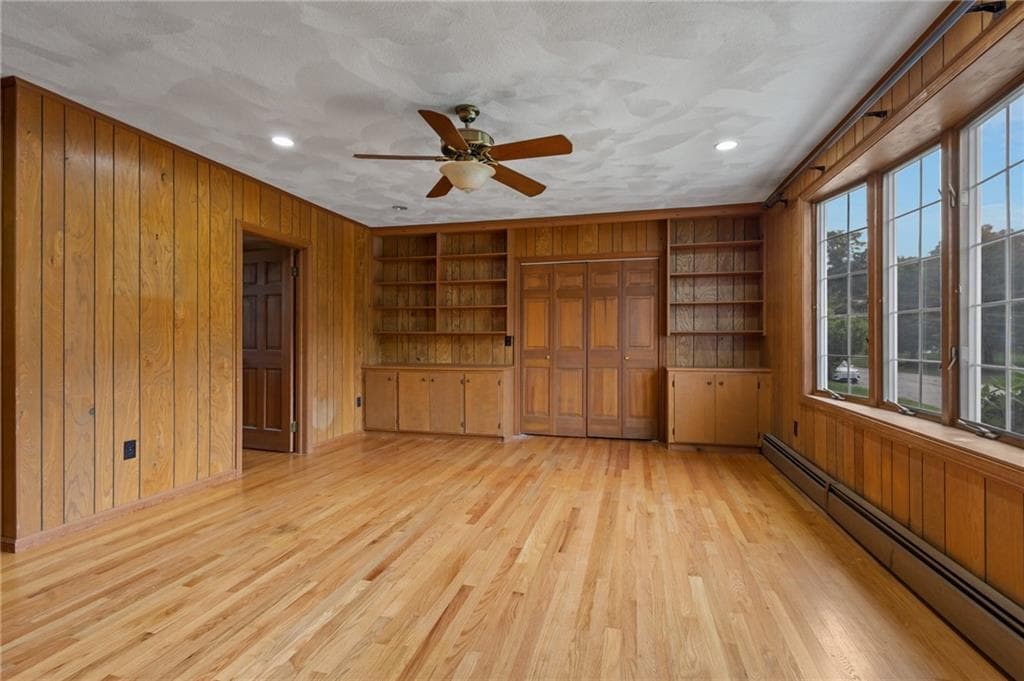 Single Family Residence at 5 Kimberly Ann Drive, Smithfield, photo 15 of 38