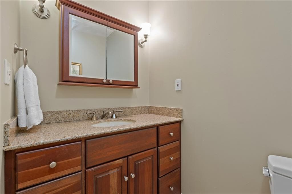 Single Family Residence at 5 Kimberly Ann Drive, Smithfield, photo 21 of 38