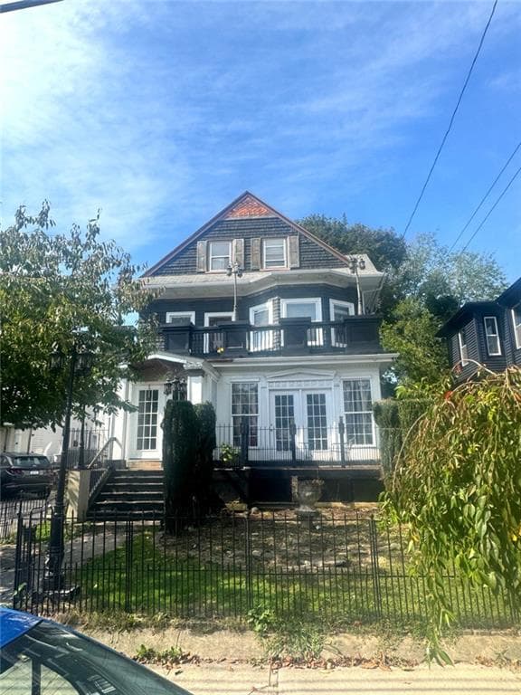 Multi Family at 224 226 Unit Street, Providence, photo 3 of 6