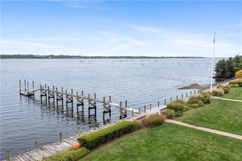 Condominium at 1180 Narragansett Boulevard UNIT F2, Cranston, photo 36 of 40