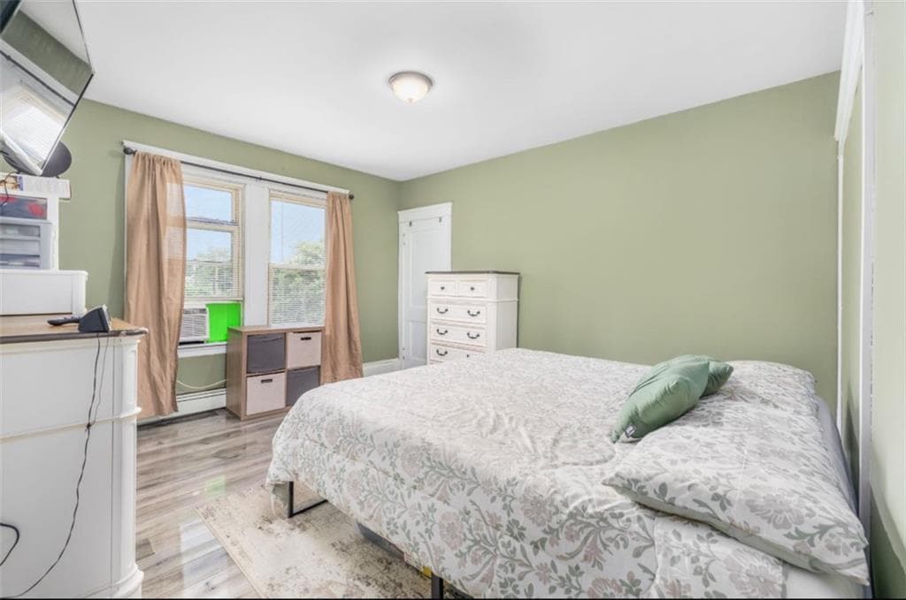 Multi Family at 628 Cumberland Hill Road, Woonsocket, photo 17 of 39