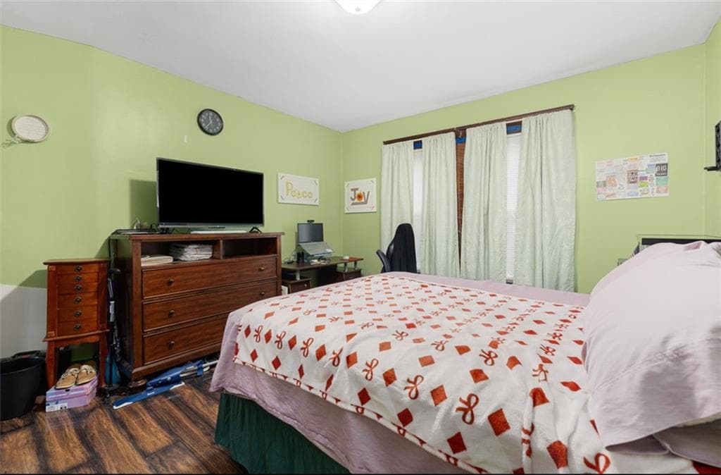 Multi Family at 628 Cumberland Hill Road, Woonsocket, photo 26 of 39
