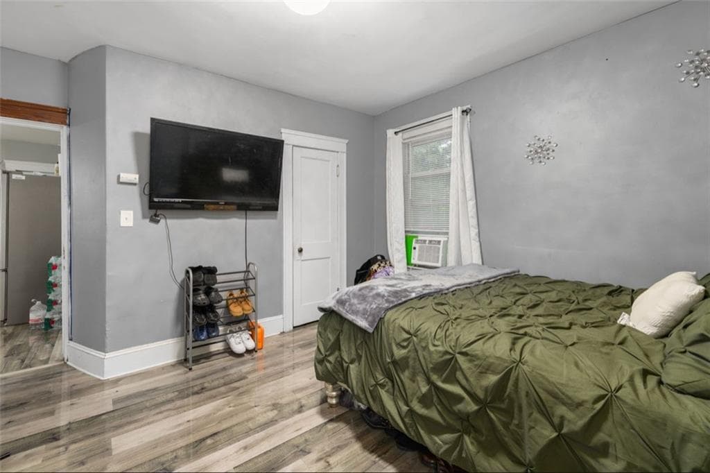 Multi Family at 628 Cumberland Hill Road, Woonsocket, photo 14 of 39