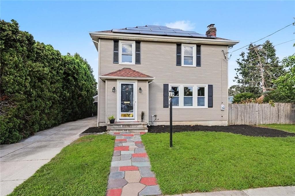 235 Beckwith Street