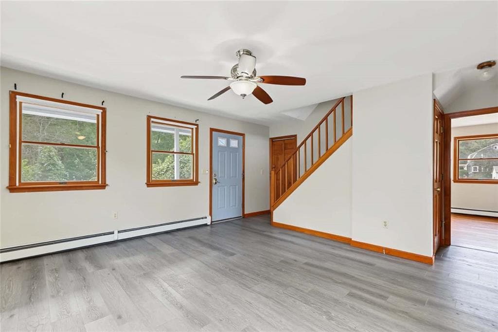 Single Family Residence at 55 Lafayette Avenue, South Kingstown, photo 12 of 47