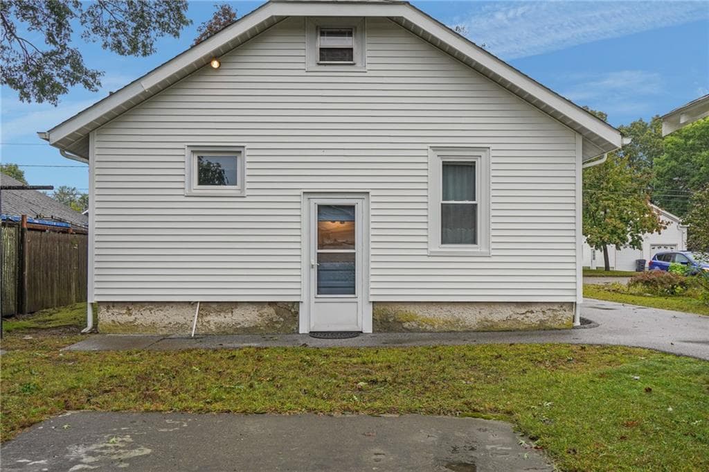Single Family Residence at 64 Crest Avenue, Warwick, photo 29 of 29