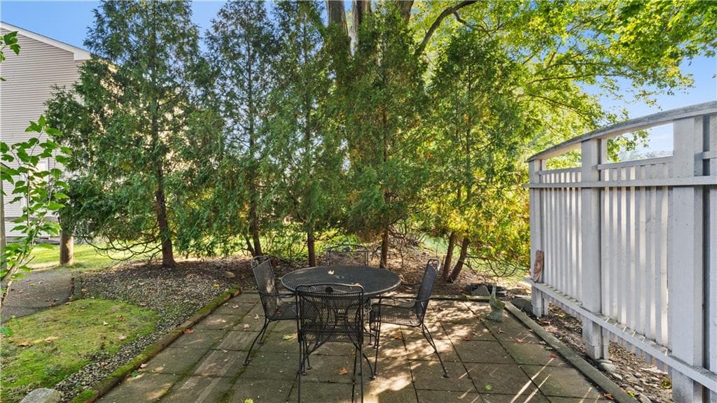 Single Family Residence at 138 Audubon Road, Warwick, photo 34 of 38