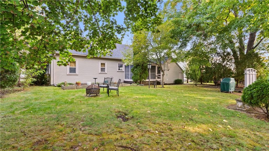 Single Family Residence at 138 Audubon Road, Warwick, photo 31 of 38