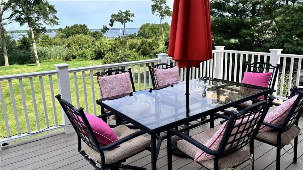 Condominium at 64 Mitchell Street, Portsmouth, photo 38 of 50