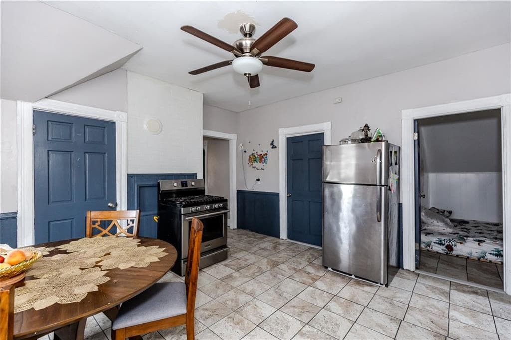 Multi Family at 81 1st Street, East Providence, photo 14 of 24