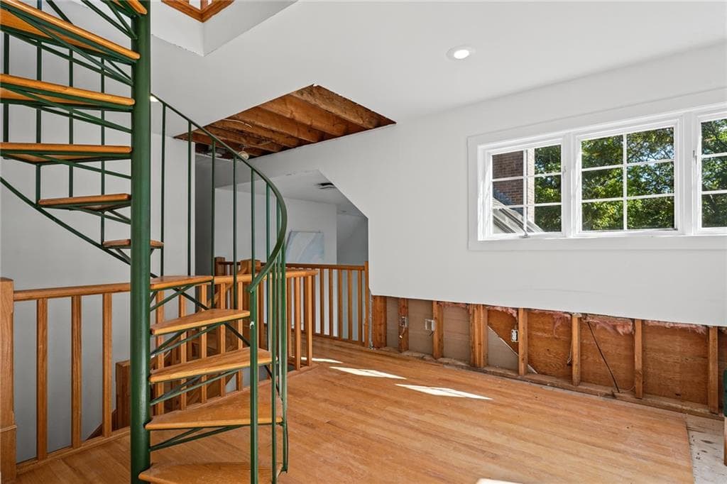 Single Family Residence at 44 Rock Ridge Road, Westerly, photo 27 of 42