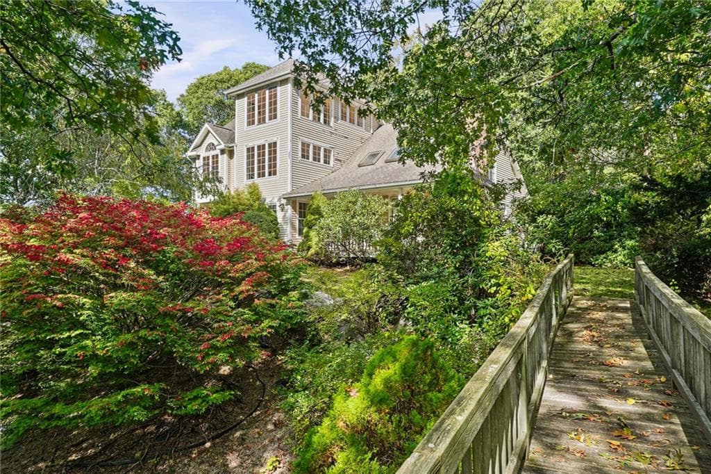 Single Family Residence at 44 Rock Ridge Road, Westerly, photo 4 of 42
