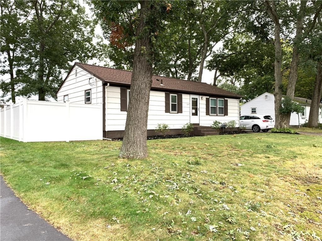 Single Family Residence at 66 Palace Avenue, Warwick, photo 2 of 42