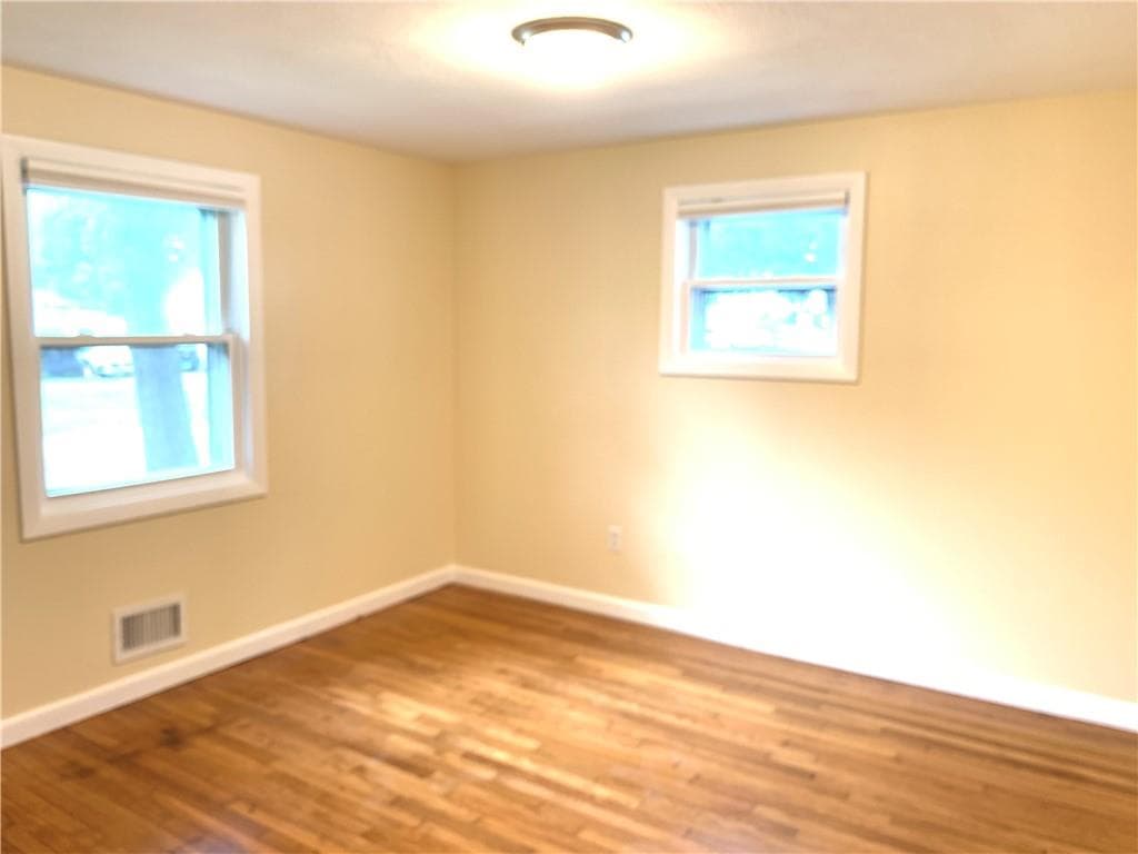 Single Family Residence at 66 Palace Avenue, Warwick, photo 30 of 42