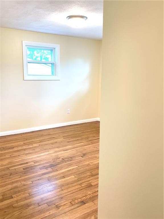 Single Family Residence at 66 Palace Avenue, Warwick, photo 25 of 42