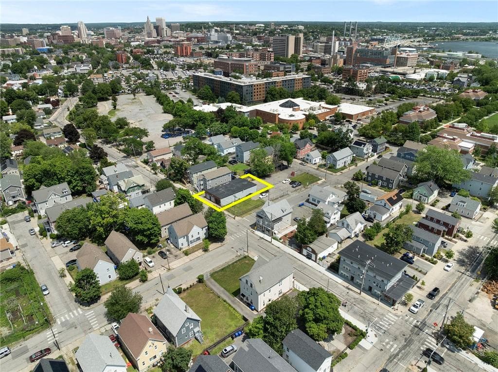 Commercial at 292 Prairie Avenue, Providence, photo 4 of 15