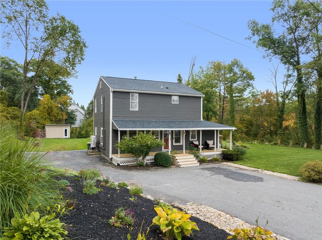 Multi Family at 439 441 Farnum Pike, Smithfield, photo 2 of 41
