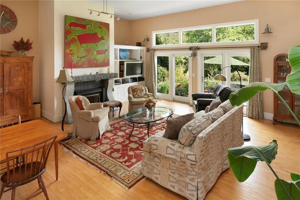Single Family Residence at 106 Huntinghouse Road, Glocester, photo 17 of 50