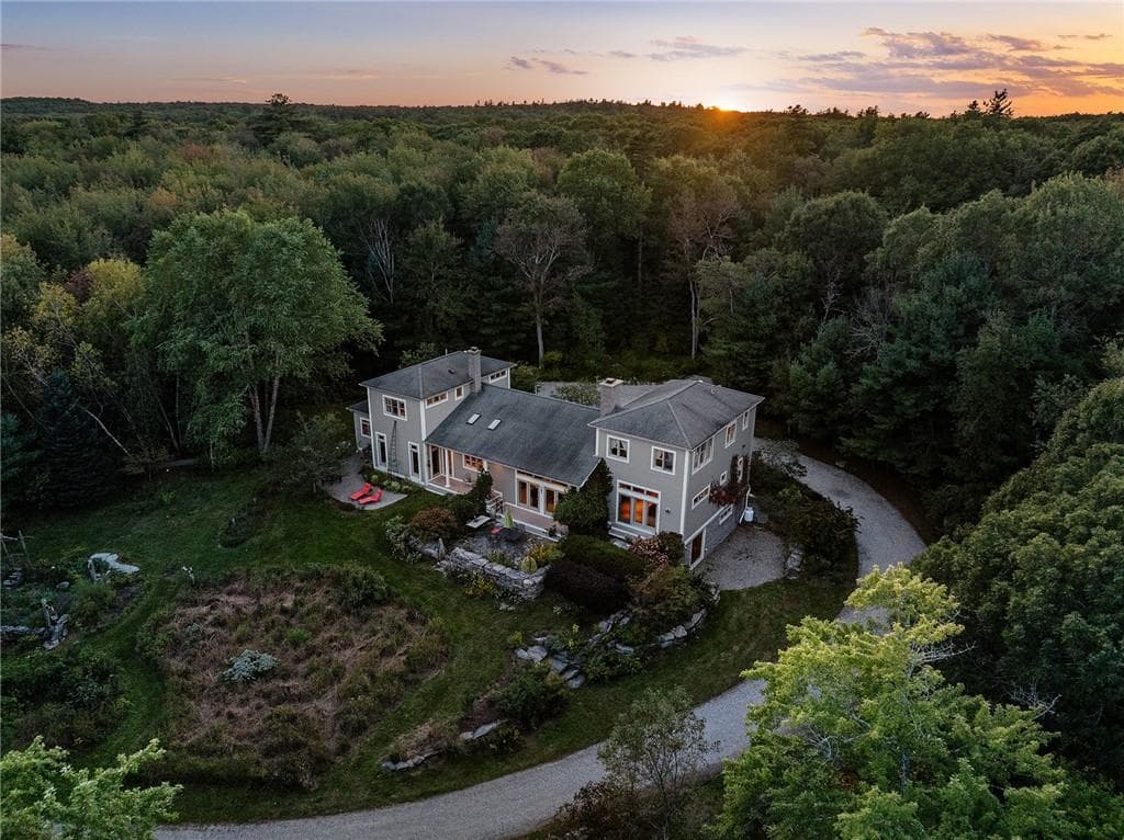 Single Family Residence at 106 Huntinghouse Road, Glocester, photo 5 of 50