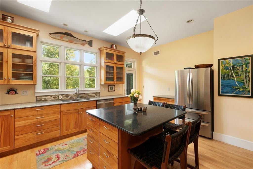 Single Family Residence at 106 Huntinghouse Road, Glocester, photo 14 of 50