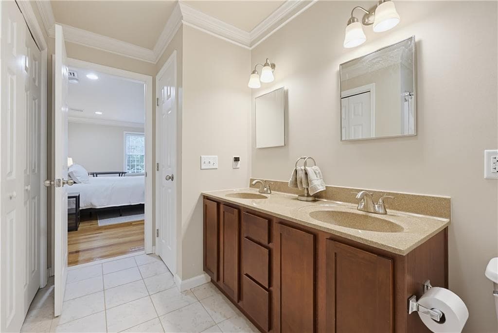 Single Family Residence at 109 Bear Hill Road Road, Cumberland, photo 24 of 31