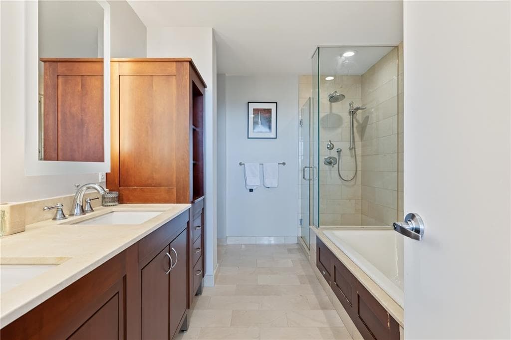 Condominium at 1 West Exchange Street UNIT 3002, Providence, photo 23 of 48