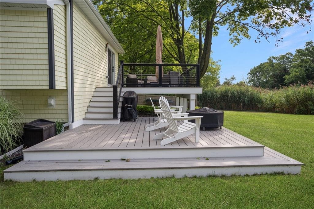 Single Family Residence at 34 Wuddall Avenue, Warwick, photo 27 of 46