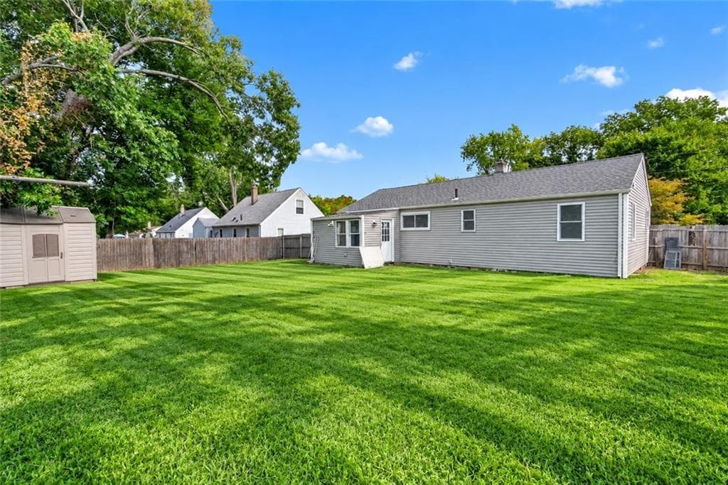 Single Family Residence at 59 Graybar Road, Warwick, photo 4 of 28