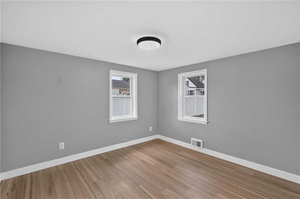 Single Family Residence at 59 Graybar Road, Warwick, photo 25 of 28