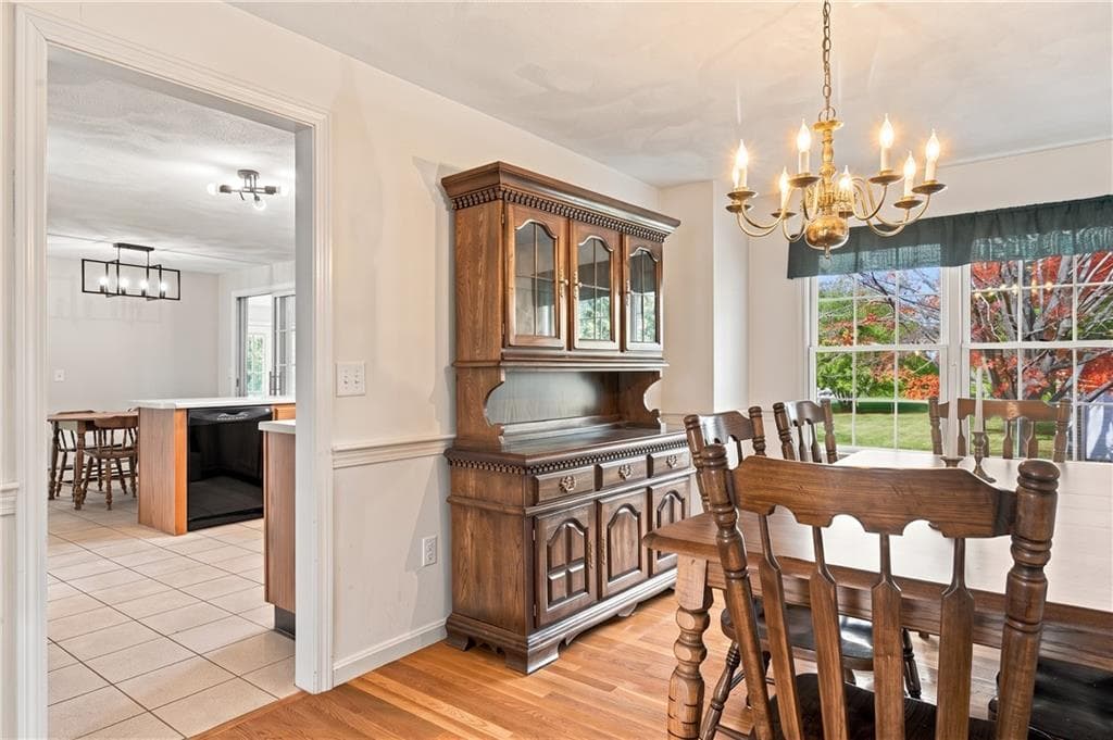 Single Family Residence at 16 Woodside Avenue, Cumberland, photo 19 of 45