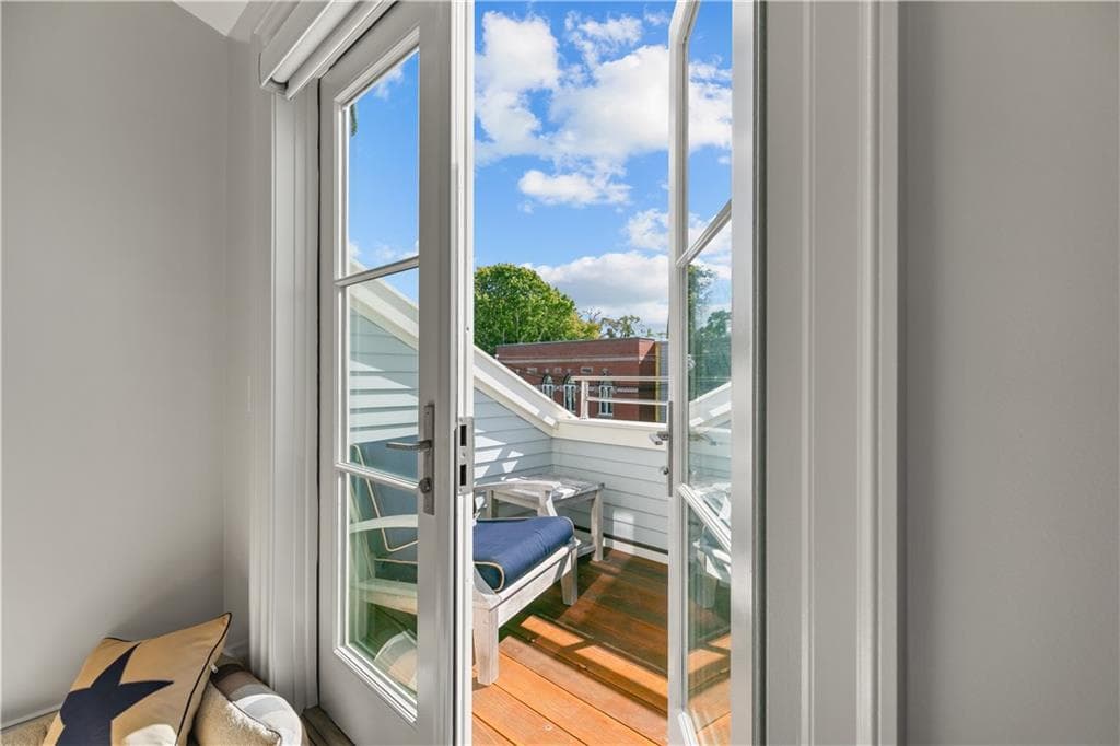 Condominium at 50 School Street UNIT 8, Newport, photo 30 of 50
