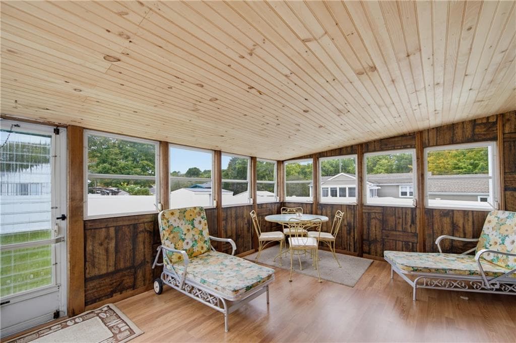 Single Family Residence at 11 Old Barrington Road, East Providence, photo 14 of 43