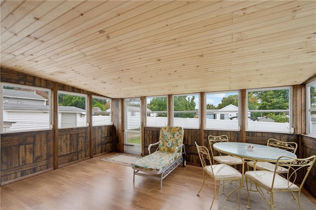 Single Family Residence at 11 Old Barrington Road, East Providence, photo 15 of 43