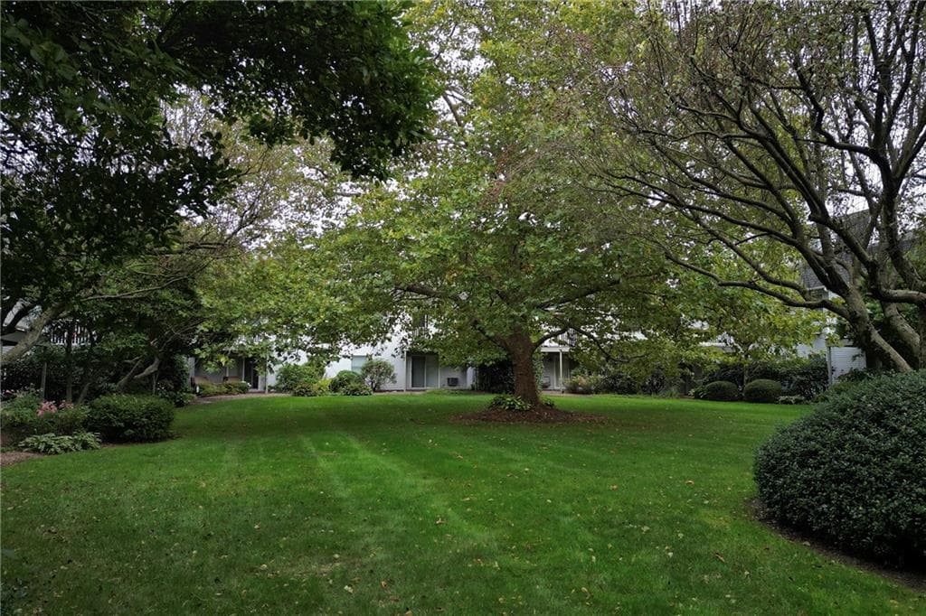 Condominium at 364 Bellevue Avenue UNIT D7, Newport, photo 34 of 35