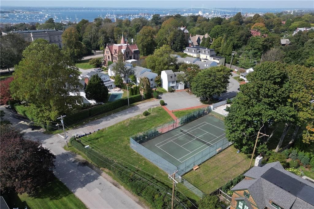Condominium at 364 Bellevue Avenue UNIT D7, Newport, photo 31 of 35