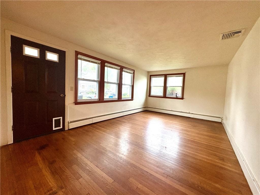 Single Family Residence at 85 Hilton Avenue, East Providence, photo 3 of 19