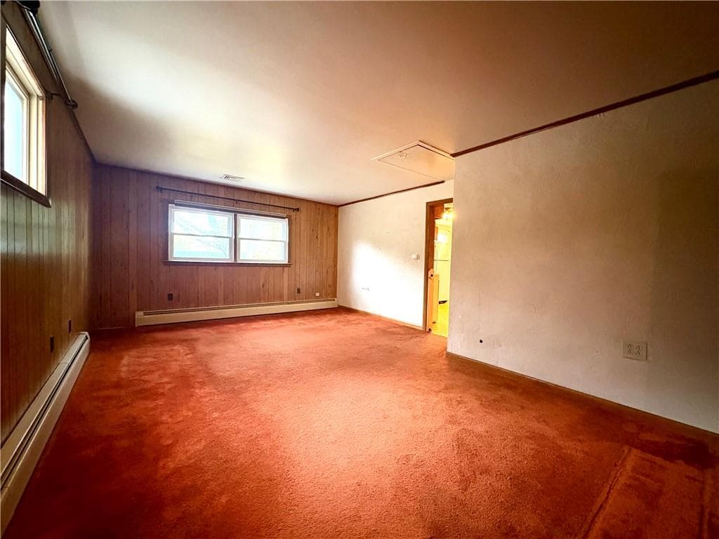 Single Family Residence at 85 Hilton Avenue, East Providence, photo 11 of 19