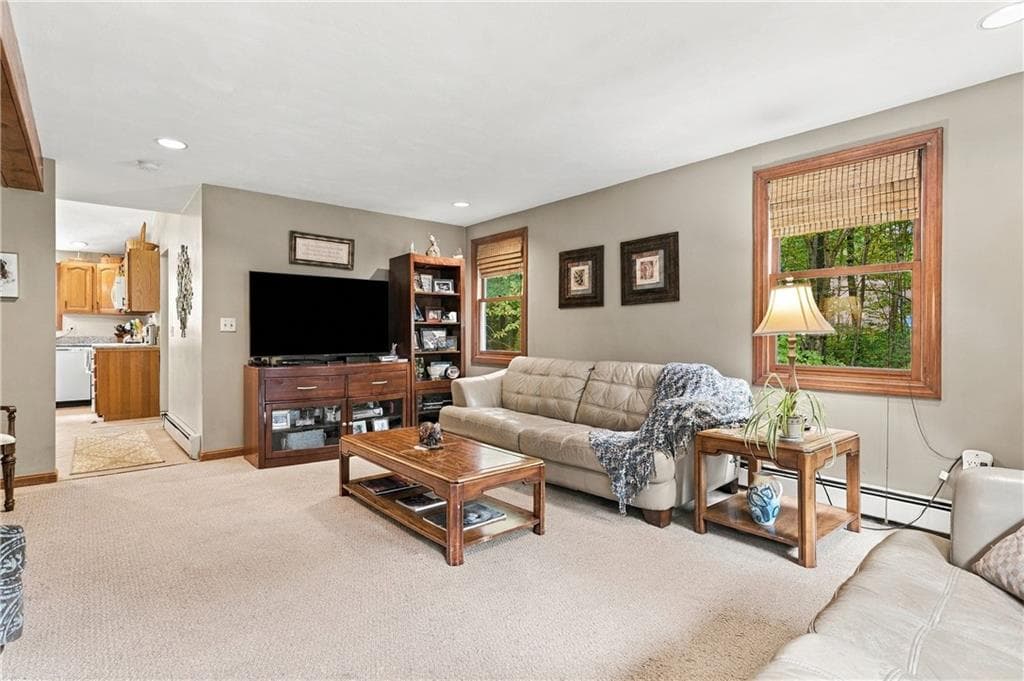 Single Family Residence at 510 Maureen Circle, Burrillville, photo 22 of 44