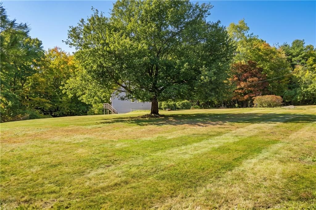 Single Family Residence at 510 Maureen Circle, Burrillville, photo 4 of 44