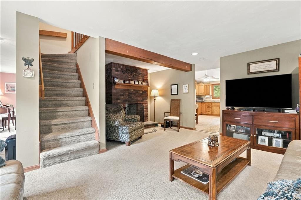 Single Family Residence at 510 Maureen Circle, Burrillville, photo 25 of 44