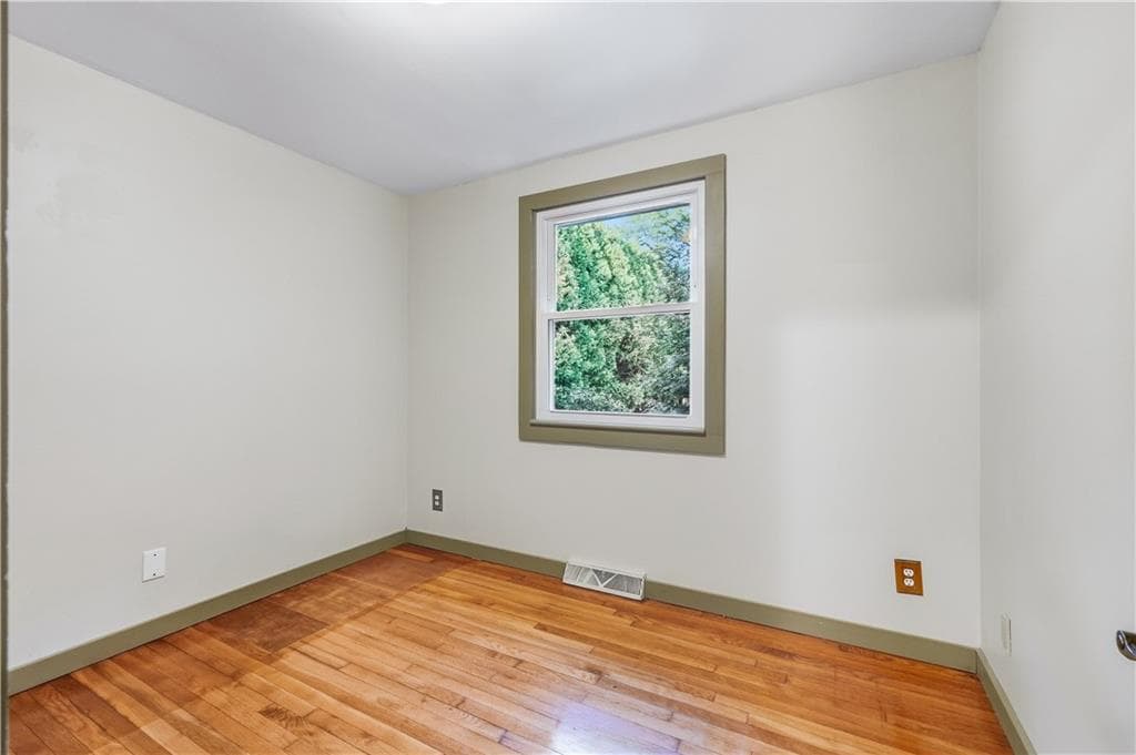 Single Family Residence at 455 South Lake Road, Tiverton, photo 11 of 27