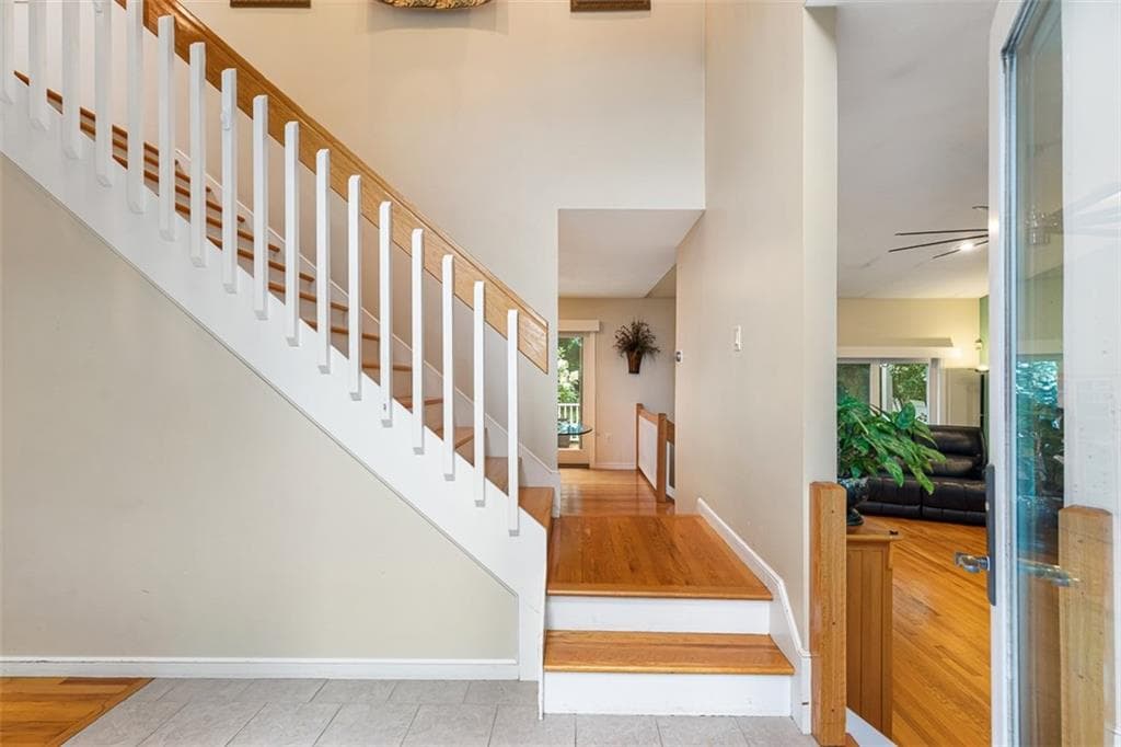Single Family Residence at 9 Eagle Nest Drive, Lincoln, photo 6 of 50