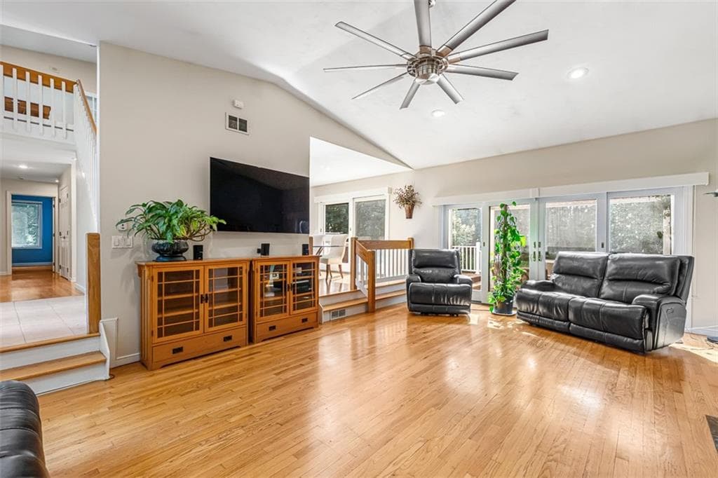 Single Family Residence at 9 Eagle Nest Drive, Lincoln, photo 10 of 50