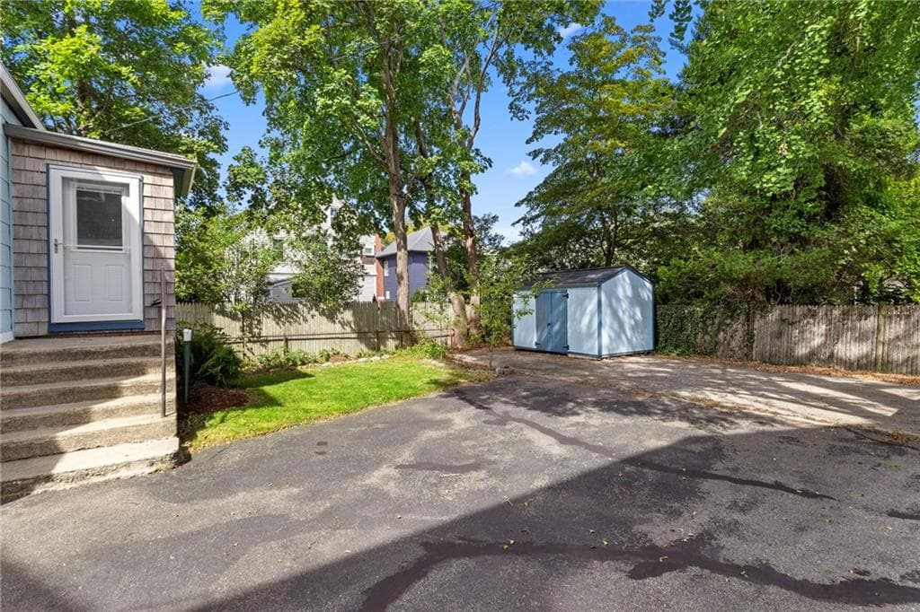 Single Family Residence at 15 Bradford Avenue, Newport, photo 46 of 50