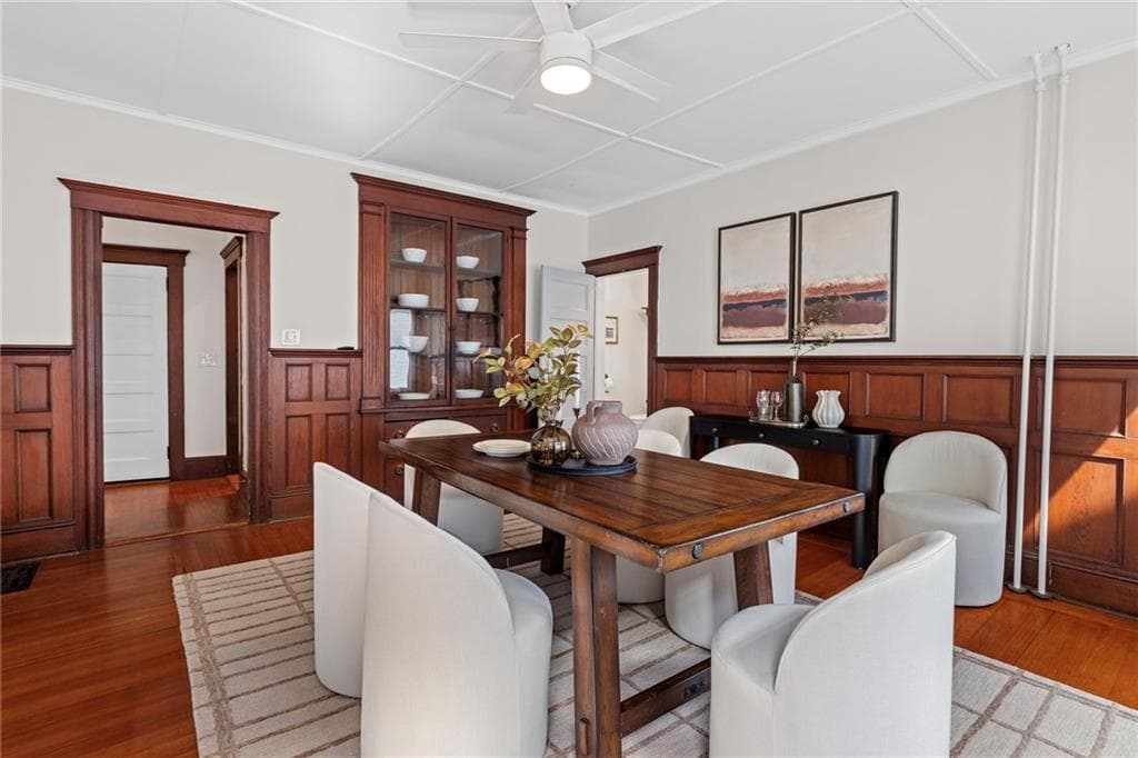 Single Family Residence at 15 Bradford Avenue, Newport, photo 13 of 50