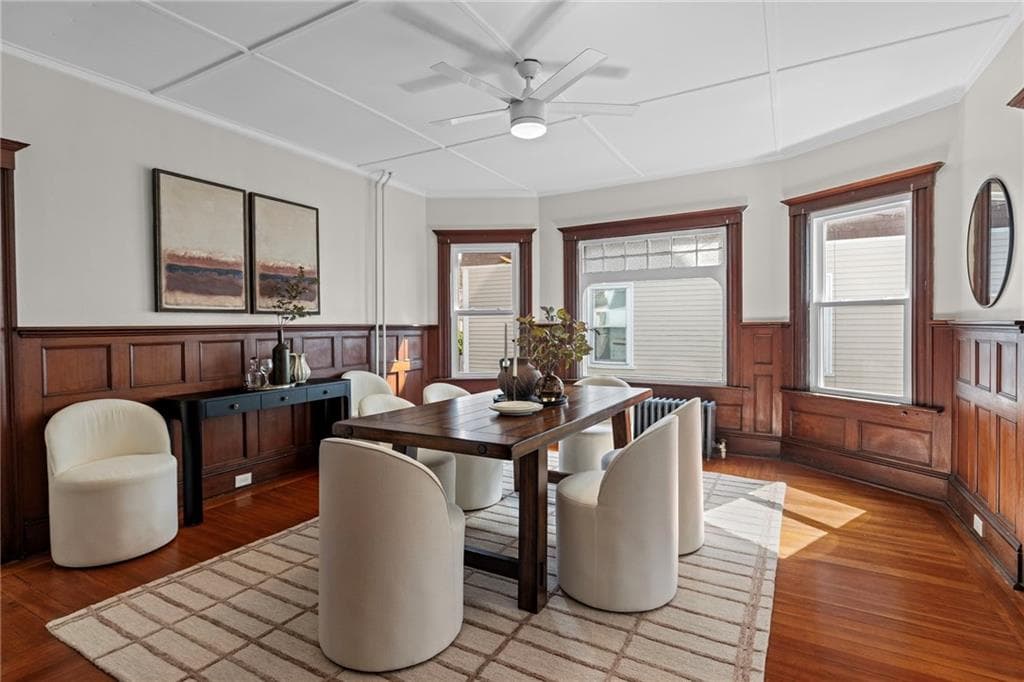 Single Family Residence at 15 Bradford Avenue, Newport, photo 12 of 50