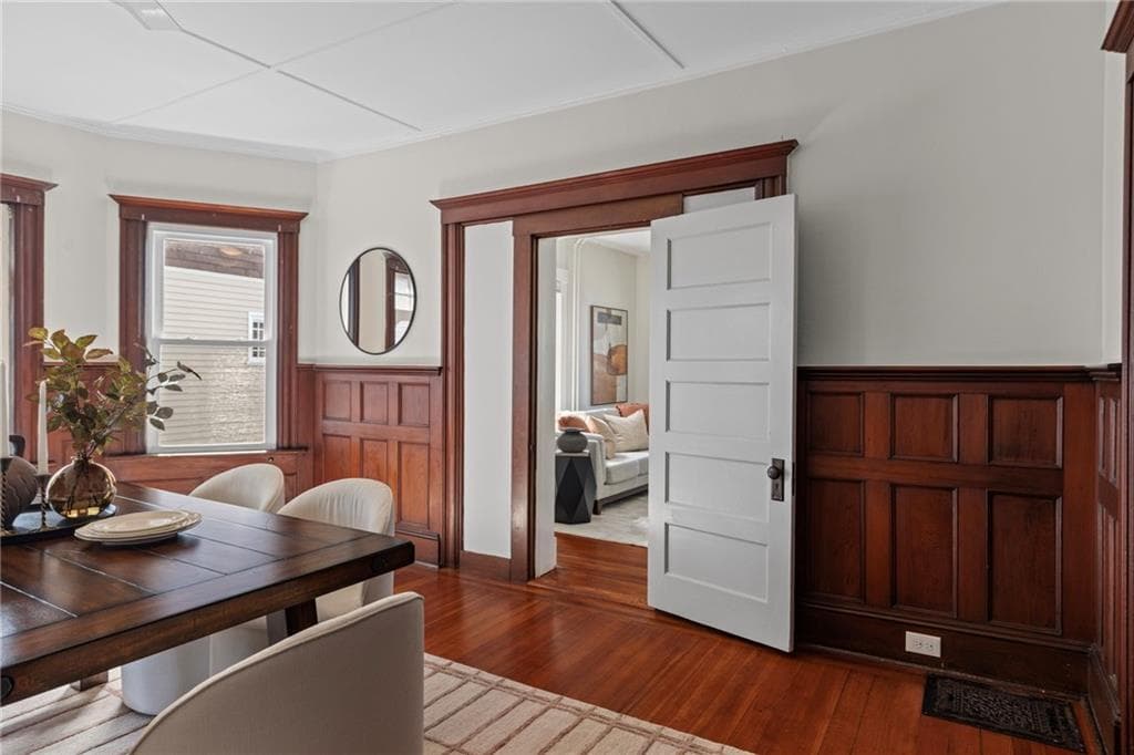 Single Family Residence at 15 Bradford Avenue, Newport, photo 15 of 50