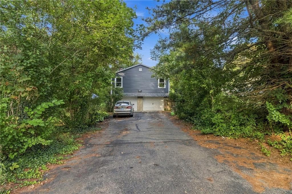 Single Family Residence at 17 Pleasant View Circle, Smithfield, photo 29 of 29