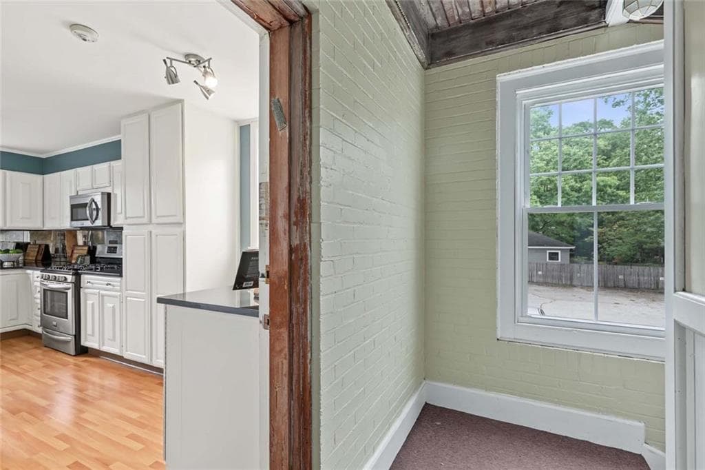 Condominium at 234 President Avenue UNIT 3, Providence, photo 23 of 37